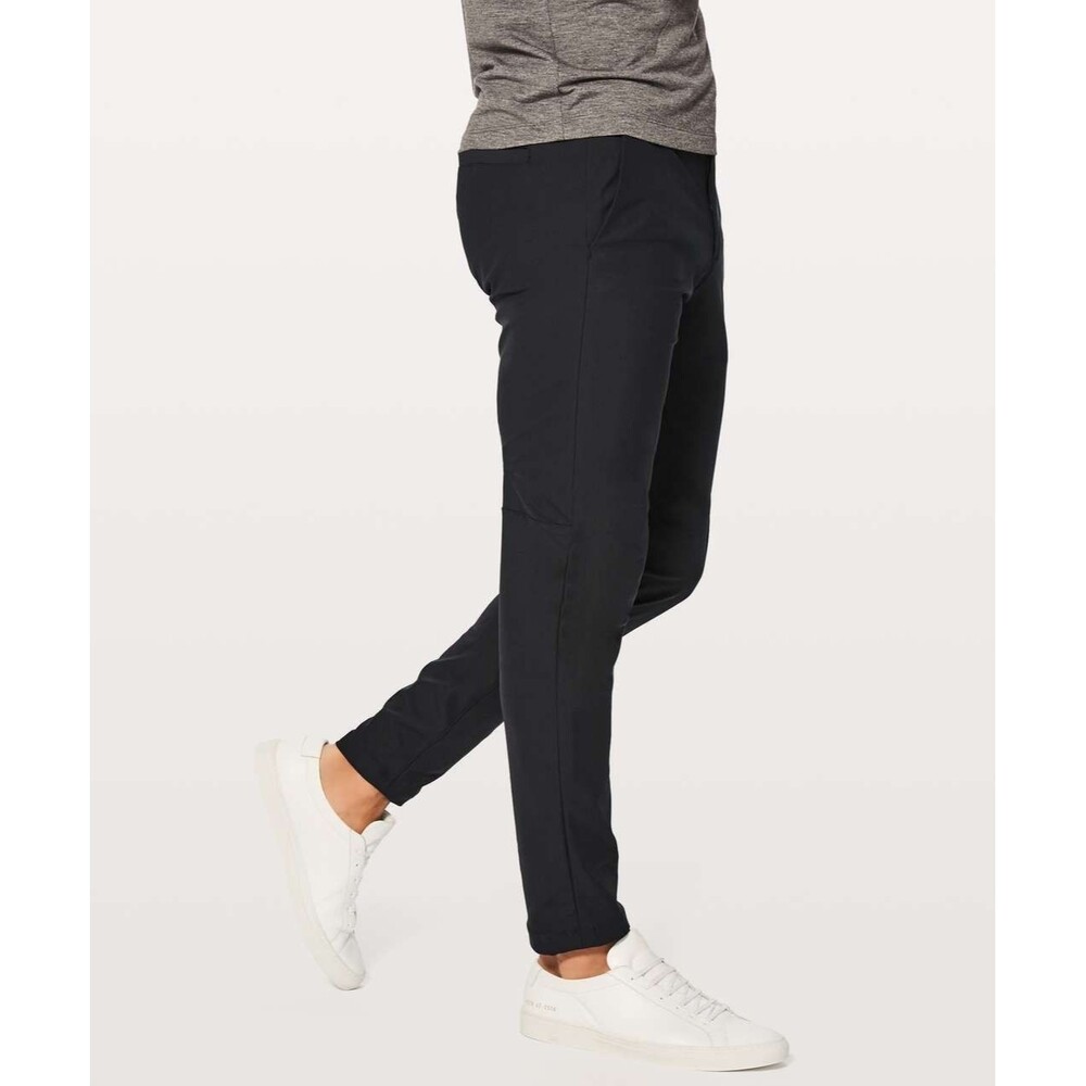 Lululemon Commission Pant Slim Mens Size 32 Warpstreme Stretch Navy Blue LM5439S